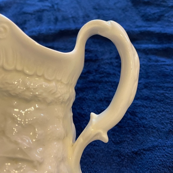 Ceramic Ivory Pitcher 1968 Ennis Raised Design‎ - Picture 3 of 7